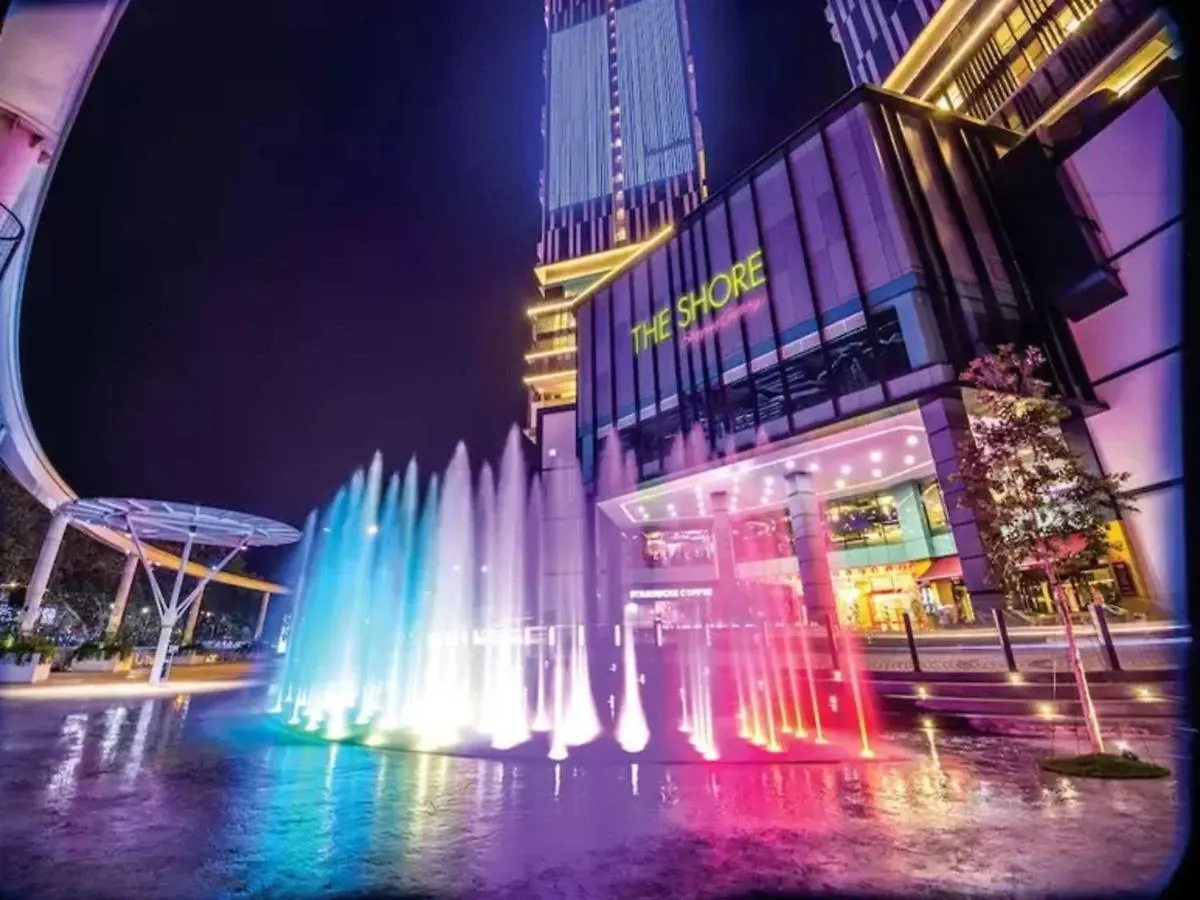 Hungrybedz The Shore Riverside Malacca location
