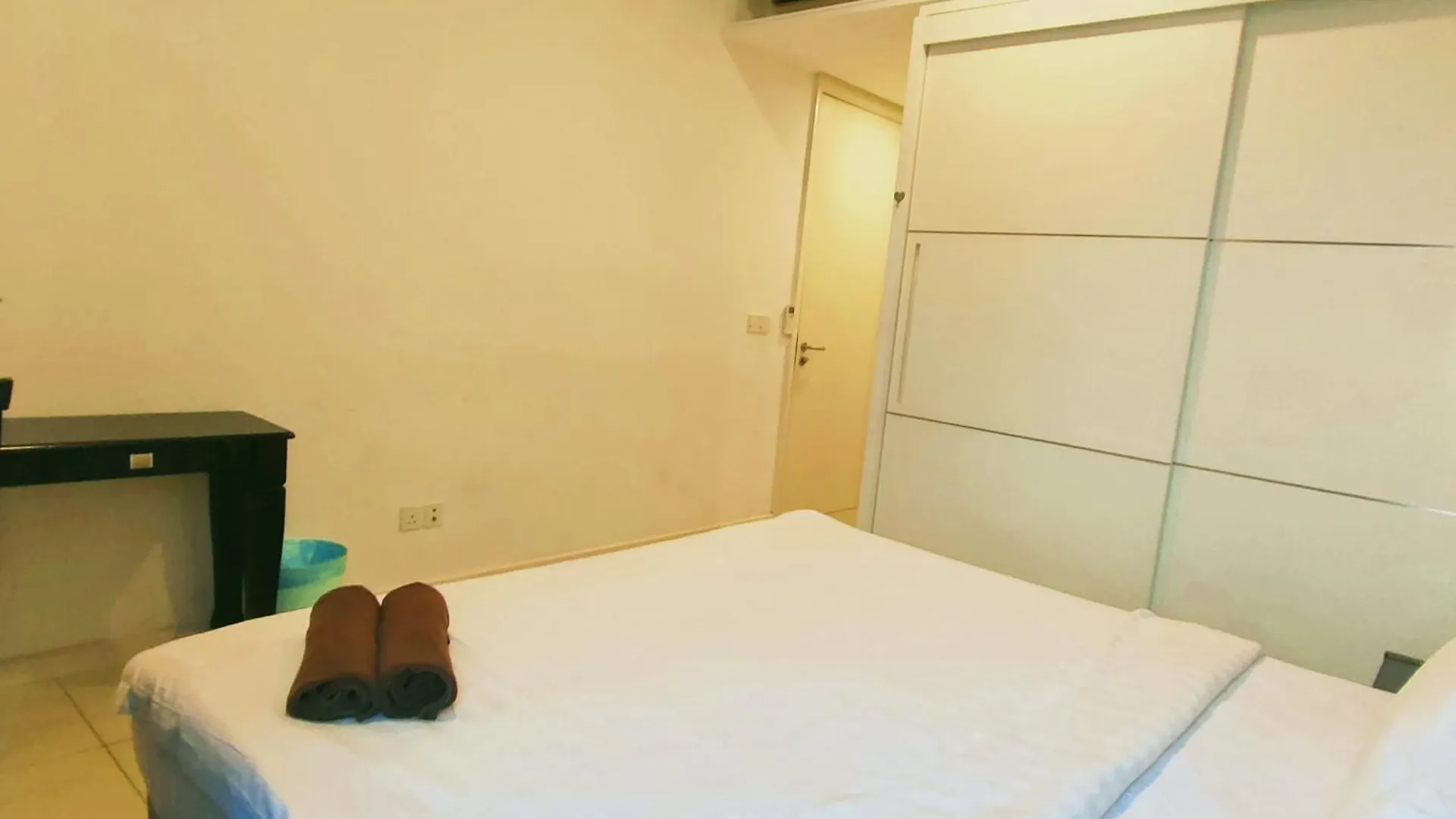 Hungrybedz The Shore Riverside Malacca Apartment