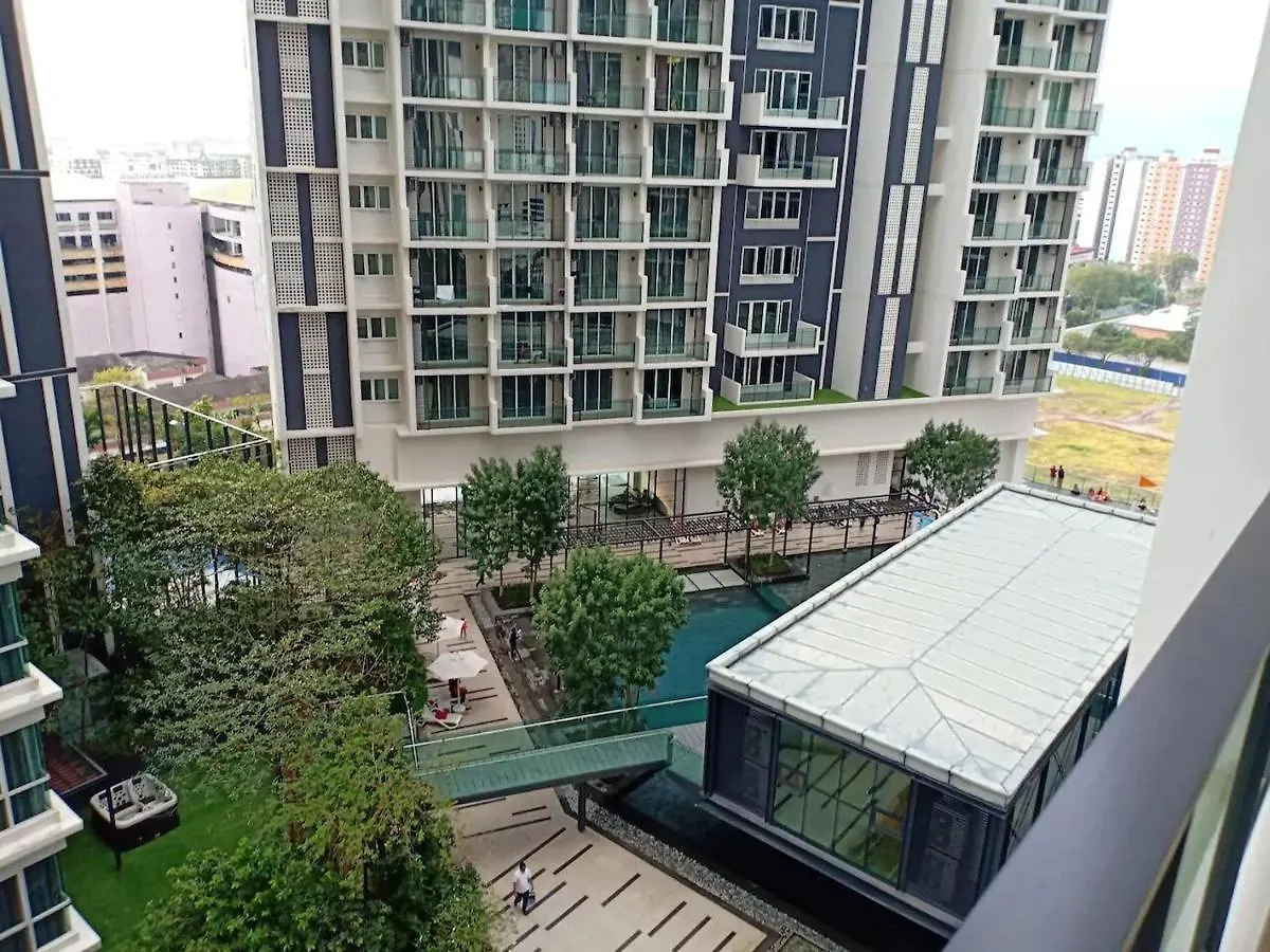 Hungrybedz The Shore Riverside Malacca Apartment