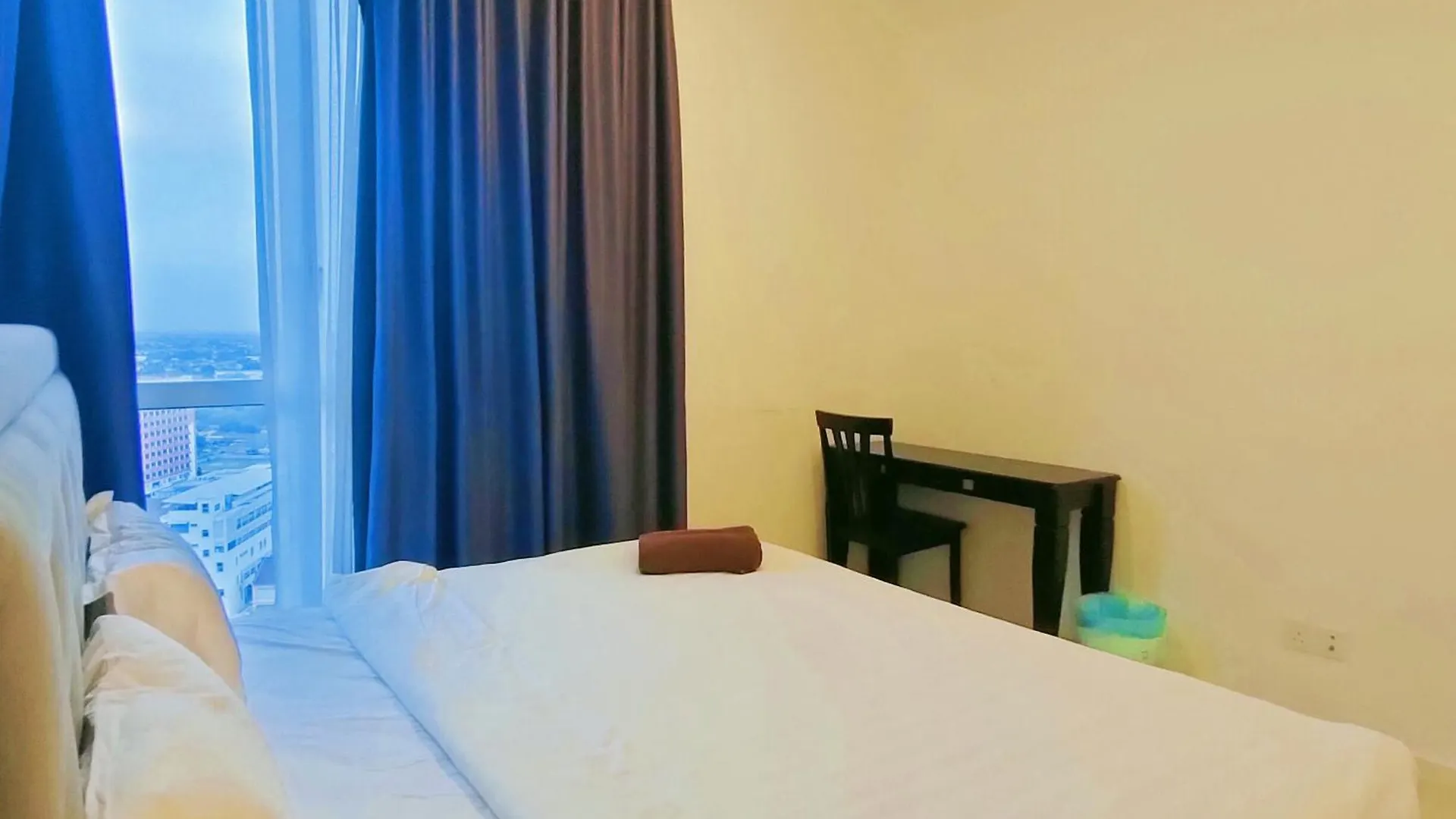 Hungrybedz The Shore Riverside Malacca Apartment